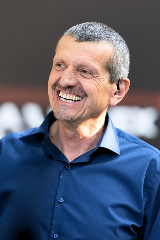 Formula 1 as a metaphor for innovation and change: leadership and team management under pressure